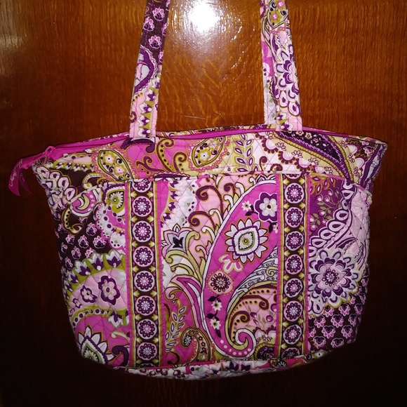 Vera Bradley Handbags - Vera Bradley Mandy Very Berry Paisley